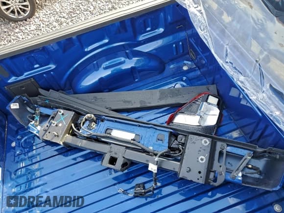 ✅ 2025 Ford F-150 STX • VIN: 1FTEW2LP9SKD58469 • Лот: 94147435. Опубликован ранее на Copart с пробегом 3 942 миль. Бесплатный доступ к архиву аукционных продаж из США и подробный отчёт об истории автомобиля на DreamBid. Изображение 12.