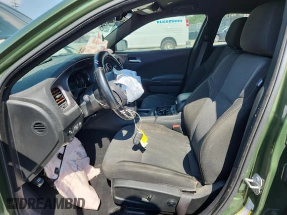 ✅ 2020 Dodge Charger SXT • VIN: 2C3CDXBG4LH133014 • Lot: 71237565. Listed on Copart with 85,526 mi. Free auction sales archive from the USA and detailed vehicle history report at DreamBid. Image 7.