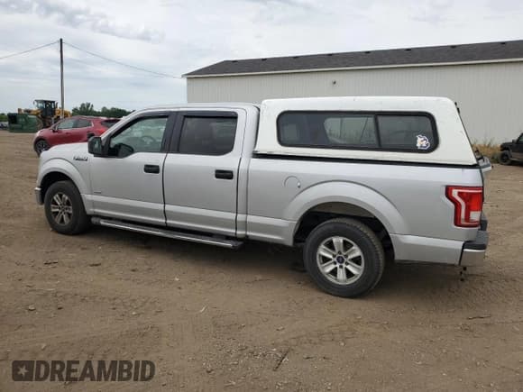 ✅ 2017 Ford F-150 XL • VIN: 1FTEW1CP8HKC85551 • Лот: 42803535. Опубликован ранее на Copart с пробегом 238 762 миль. Бесплатный доступ к архиву аукционных продаж из США и подробный отчёт об истории автомобиля на DreamBid. Изображение 2.