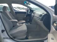 ✅ 2007 Ford Fusion S • VIN: 3FAHP06Z07R258328 • Лот: 43454699. Опубликован ранее на IAAI с пробегом 184 783 миль. Бесплатный доступ к архиву аукционных продаж из США и подробный отчёт об истории автомобиля на DreamBid. Изображение 5.