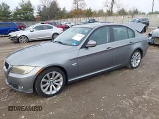 ✅ 2011 BMW 3 Series 328i xDrive • VIN: WBAPK5G56BNN31438 • Лот: 43713010. Опубликован ранее на IAAI с пробегом 173 040 миль. Бесплатный доступ к архиву аукционных продаж из США и подробный отчёт об истории автомобиля на DreamBid. Изображение 2.