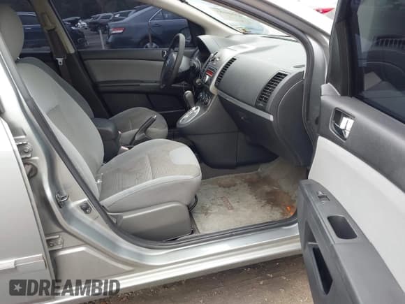 ✅ 2012 Nissan Sentra SR • VIN: 3N1AB6AP6CL665296 • Лот: 43309185. Опубликован ранее на IAAI с пробегом 157 379 миль. Бесплатный доступ к архиву аукционных продаж из США и подробный отчёт об истории автомобиля на DreamBid. Изображение 5.