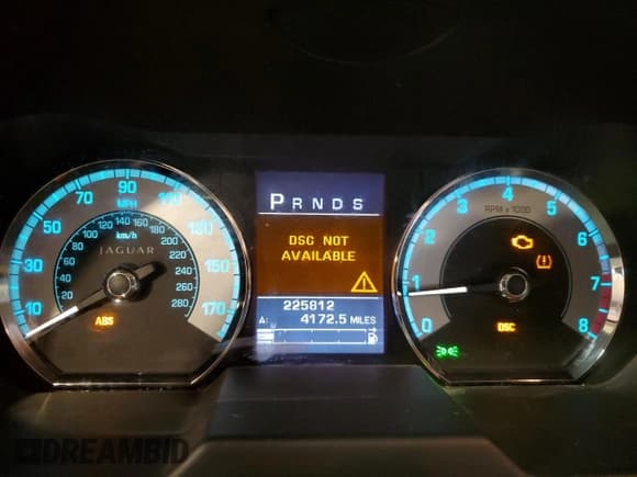 ✅ 2009 Jaguar XF Luxury • VIN: SAJWA05BX9HR31218 • Lot: 71094725. Listed on Copart with 225,812 mi. Free auction sales archive from the USA and detailed vehicle history report at DreamBid. Image 9.