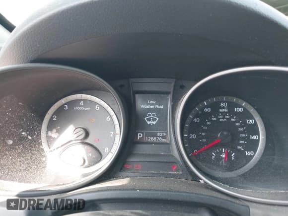 ✅ 2015 Hyundai Santa Fe • VIN: 5XYZTDLB9FG248463 • Лот: 43056598. Опубликован ранее на IAAI с пробегом 128 878 миль. Бесплатный доступ к архиву аукционных продаж из США и подробный отчёт об истории автомобиля на DreamBid. Изображение 15.