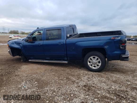 ✅ 2015 Chevrolet Silverado 2500HD LT • VIN: 1GC1KVE88FF593865 • Лот: 87420875. Опубликован ранее на Copart с пробегом Не указан. Бесплатный доступ к архиву аукционных продаж из США и подробный отчёт об истории автомобиля на DreamBid. Изображение 2.