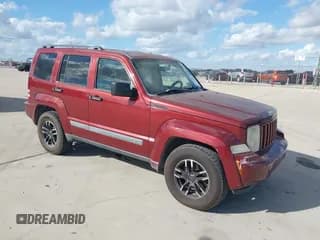 ✅ 2008 Jeep Liberty Sport • VIN: 1J8GP28K38W134370 • Lot: 43701365. Wystawiony na IAAI z przebiegiem 311 405 mil. Bezpłatny archiwum sprzedaży aukcyjnych z USA i szczegółowy raport historii pojazdu na DreamBid. Zdjęcie 1.