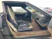 ✅ 1994 Chevrolet Corvette • VIN: 1G1YY32PXR5119898 • Lot: 41524375. Wystawiony na IAAI z przebiegiem Nie podano. Bezpłatny archiwum sprzedaży aukcyjnych z USA i szczegółowy raport historii pojazdu na DreamBid. Zdjęcie 5.