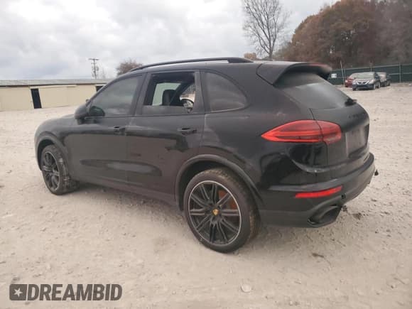 ✅ 2017 Porsche Cayenne • VIN: WP1AA2A25HKA89107 • Lot: 92851395. Listed on Copart with 102,819 mi. Free auction sales archive from the USA and detailed vehicle history report at DreamBid. Image 2.