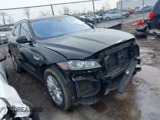 ✅ 2019 Jaguar F-Pace 25t Prestige • VIN: SADCK2FX1KA352139 • Lot: 41410455. Listed on IAAI with 100,581 mi. Free auction sales archive from the USA and detailed vehicle history report at DreamBid. Image 1.