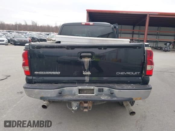 ✅ 2004 Chevrolet Silverado 1500 • VIN: 2GCEK19T041260637 • Lot: 41587738. Wystawiony na IAAI z przebiegiem 153 022 mil. Bezpłatny archiwum sprzedaży aukcyjnych z USA i szczegółowy raport historii pojazdu na DreamBid. Zdjęcie 16.