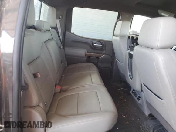 ✅ 2021 Chevrolet Silverado 1500 LT • VIN: 1GCUYDED1MZ216051 • Lot: 66939114. Wystawiony na Copart z przebiegiem 120 570 mil. Bezpłatny archiwum sprzedaży aukcyjnych z USA i szczegółowy raport historii pojazdu na DreamBid. Zdjęcie 10.