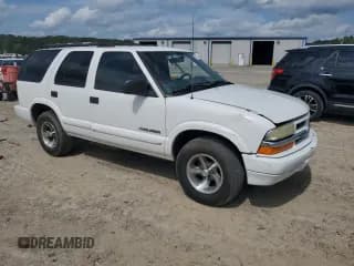 ✅ 2004 Chevrolet Blazer LS • VIN: 1GNCS13X64K158530 • Lot: 65051455. Wystawiony na Copart z przebiegiem 172 363 mil. Bezpłatny archiwum sprzedaży aukcyjnych z USA i szczegółowy raport historii pojazdu na DreamBid. Zdjęcie 4.