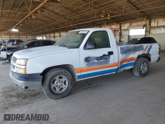 2004 Chevrolet Silverado 1500 LS z VIN 1GCEC14V54Z196818, wystawiony jako Copart lot #57126145 z przebiegiem Nie podano mil oraz Szkoda całkowita • Salvage title. Historia ofert i sprzedaży dostępna na DreamBid. Obrazek 1.