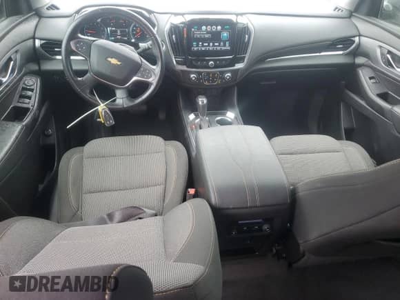 2019 Chevrolet Traverse LT Cloth z VIN 1GNERGKW6KJ273244, wystawiony jako Copart lot #83865585 z przebiegiem 60 769 mil mil oraz Szkoda całkowita • Salvage title. Historia ofert i sprzedaży dostępna na DreamBid. Obrazek 8.