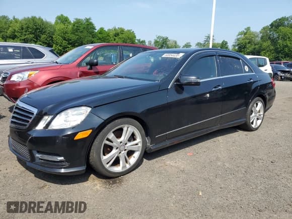 ✅ 2013 Mercedes-Benz E 350 Luxury • VIN: WDDHF5KB2DA742211 • Lot: 60854435. Listed on Copart with 113,837 mi. Free auction sales archive from the USA and detailed vehicle history report at DreamBid. Image 1.