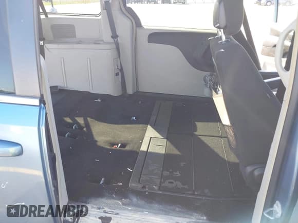 ✅ 2012 Chrysler Town & Country Touring • VIN: 2C4RC1BG1CR162602 • Лот: 43596770. Опубликован ранее на IAAI с пробегом Не указан. Бесплатный доступ к архиву аукционных продаж из США и подробный отчёт об истории автомобиля на DreamBid. Изображение 8.