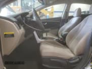 ✅ 2016 Hyundai Elantra • VIN: KMHD35LH9GU342617 • Лот: 91175005. Опубликован ранее на Copart с пробегом 81 896 миль. Бесплатный доступ к архиву аукционных продаж из США и подробный отчёт об истории автомобиля на DreamBid. Изображение 7.