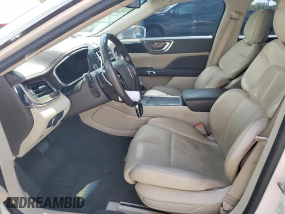 ✅ 2019 Lincoln Continental Select • VIN: 1LN6L9SK2K5607488 • Lot: 65395285. Listed on Copart with 75,341 mi. Free auction sales archive from the USA and detailed vehicle history report at DreamBid. Image 7.