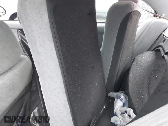 ✅ 2004 Hyundai Elantra GLS • VIN: KMHDN46D64U868602 • Lot: 40232839. Wystawiony na IAAI z przebiegiem 48 064 mil. Bezpłatny archiwum sprzedaży aukcyjnych z USA i szczegółowy raport historii pojazdu na DreamBid. Zdjęcie 8.