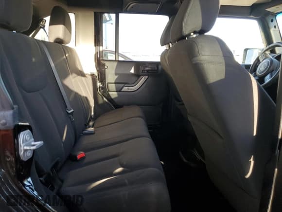 ✅ 2016 Jeep Wrangler Unlimited Freedom • VIN: 1C4BJWDG9GL179969 • Lot: 56691205. Wystawiony na Copart z przebiegiem Nie podano. Bezpłatny archiwum sprzedaży aukcyjnych z USA i szczegółowy raport historii pojazdu na DreamBid. Zdjęcie 11.