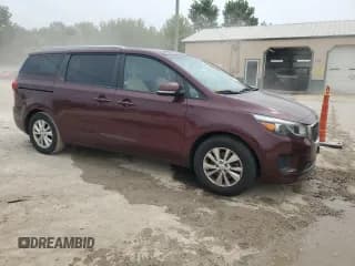 ✅ 2016 Kia Sedona LX • VIN: KNDMB5C17G6085844 • Lot: 67293095. Listed on Copart with 171,109 mi. Free auction sales archive from the USA and detailed vehicle history report at DreamBid. Image 4.