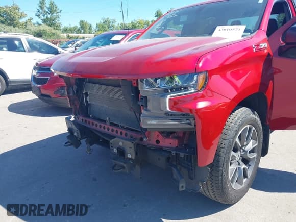 ✅ 2021 Chevrolet Silverado 1500 RST • VIN: 3GCUYEED2MG196964 • Lot: 43010571. Wystawiony na IAAI z przebiegiem 96 200 mil. Bezpłatny archiwum sprzedaży aukcyjnych z USA i szczegółowy raport historii pojazdu na DreamBid. Zdjęcie 6.