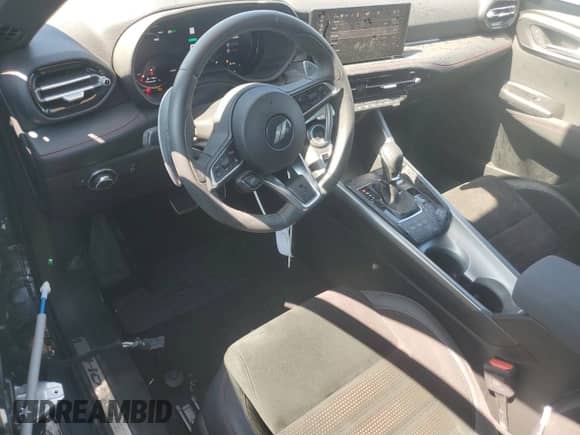 ✅ 2024 Dodge Hornet R/T • VIN: ZACPDFCW5R3A34407 • Lot: 60047365. Wystawiony na Copart z przebiegiem 1 373 mil mil. Skorzystaj z bezpłatnego archiwum sprzedaży aukcyjnych z USA i zobacz szczegółowy raport historii pojazdu na DreamBid. Zdjęcie 8.