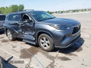 ✅ 2022 Toyota Highlander L • VIN: 5TDCZRBH8NS573517 • Lot: 42518678. Wystawiony na IAAI z przebiegiem 23 610 mil. Bezpłatny archiwum sprzedaży aukcyjnych z USA i szczegółowy raport historii pojazdu na DreamBid. Zdjęcie 1.