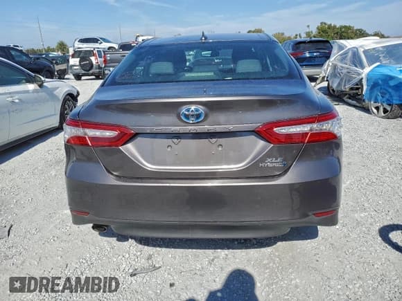 ✅ 2020 Toyota Camry Hybrid XLE • VIN: 4T1F31AK4LU537065 • Лот: 93458375. Опубликован ранее на Copart с пробегом 268 787 миль. Бесплатный доступ к архиву аукционных продаж из США и подробный отчёт об истории автомобиля на DreamBid. Изображение 6.
