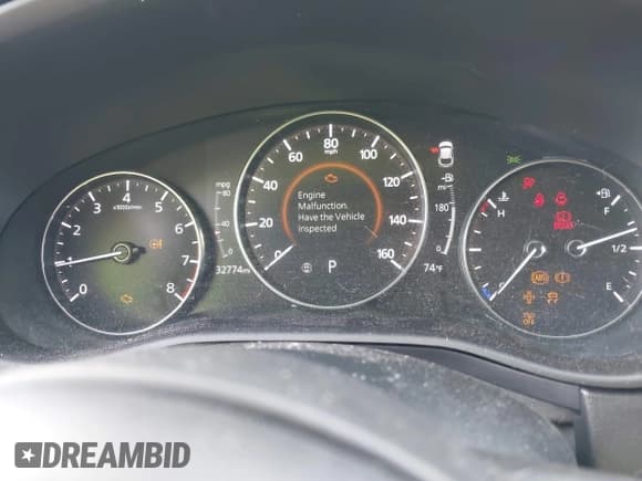 ✅ 2023 Mazda CX-30 S Preferred • VIN: 3MVDMBCM3PM560410 • Lot: 42165807. Listed on IAAI with 32,774 mi. Free auction sales archive from the USA and detailed vehicle history report at DreamBid. Image 7.