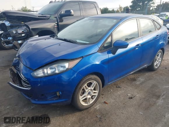 ✅ 2018 Ford Fiesta SE • VIN: 3FADP4BJ2JM100759 • Lot: 43517376. Listed on IAAI with 85,503 mi. Free auction sales archive from the USA and detailed vehicle history report at DreamBid. Image 2.
