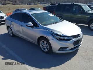 2018 Chevrolet Cruze LT с VIN 1G1BH5SEXJ7100003, выставлен на аукционе IAAI как лот 41677824 с пробегом 100 935 миль миль и . История ставок и продаж доступна на DreamBid. Изображение 1.