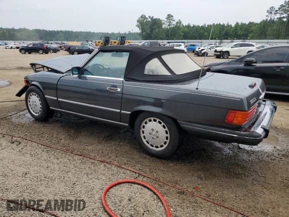 ✅ 1989 Mercedes-Benz 560 SL • VIN: WDBBA48D6KA094255 • Lot: 72422474. Wystawiony na Copart z przebiegiem 44 313 mil. Bezpłatny archiwum sprzedaży aukcyjnych z USA i szczegółowy raport historii pojazdu na DreamBid. Zdjęcie 2.