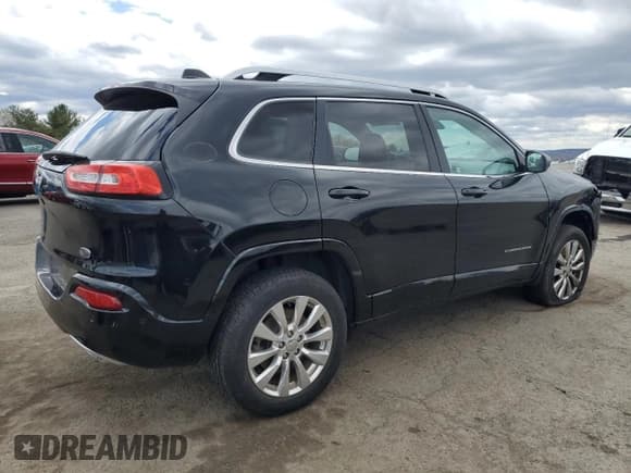 ✅ 2017 Jeep Cherokee Overland • VIN: 1C4PJMJS3HW551101 • Lot: 53347975. Listed on Copart with 60,795 mi. Free auction sales archive from the USA and detailed vehicle history report at DreamBid. Image 3.