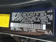 ✅ 2019 Lexus UX 200 • VIN: JTHY3JBH8K2013667 • Lot: 41635062. Wystawiony na IAAI z przebiegiem 75 863 mil. Bezpłatny archiwum sprzedaży aukcyjnych z USA i szczegółowy raport historii pojazdu na DreamBid. Zdjęcie 9.