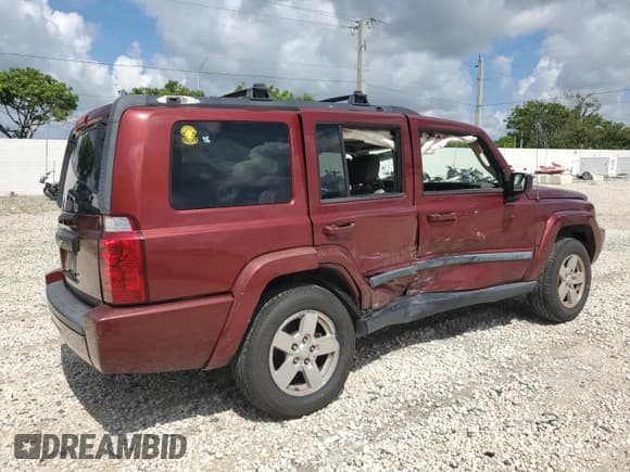 ✅ 2008 Jeep Commander Sport • VIN: 1J8HH48K58C142470 • Lot: 69384605. Wystawiony na Copart z przebiegiem 102 663 mil. Bezpłatny archiwum sprzedaży aukcyjnych z USA i szczegółowy raport historii pojazdu na DreamBid. Zdjęcie 3.