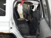 ✅ 2011 Jeep Patriot Latitude • VIN: 1J4NF1GB7BD115217 • Lot: 43633672. Wystawiony na IAAI z przebiegiem 235 245 mil. Bezpłatny archiwum sprzedaży aukcyjnych z USA i szczegółowy raport historii pojazdu na DreamBid. Zdjęcie 8.