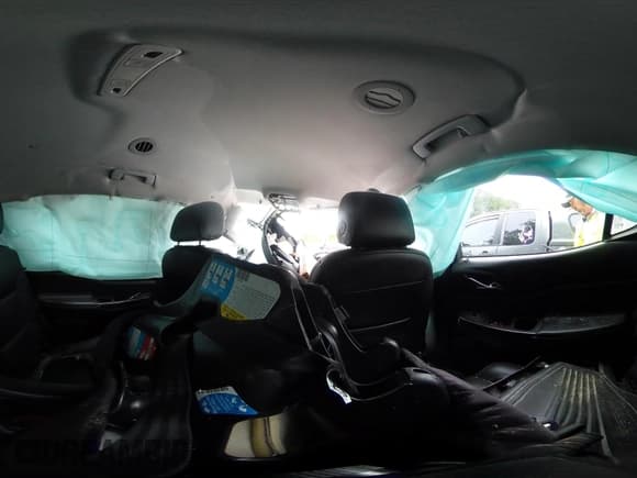 ✅ 2018 GMC Acadia SLT • VIN: 1GKKNMLS5JZ246851 • Lot: 42214757. Listed on IAAI with 66,224 mi. Free auction sales archive from the USA and detailed vehicle history report at DreamBid. Image 18.