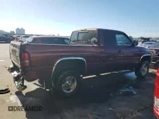 2001 Dodge 1500 z VIN 1B7HF13Z51J292550, wystawiony jako Copart lot #77139774 z przebiegiem 291 671 mil mil oraz Szkoda całkowita • Salvage title. Historia ofert i sprzedaży dostępna na DreamBid. Obrazek 3.