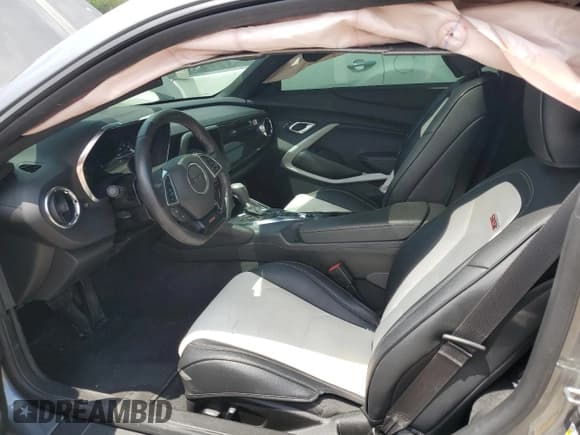 ✅ 2021 Chevrolet Camaro 1SS • VIN: 1G1FF1R77M0105471 • Lot: 55317445. Listed on Copart with 24,551 mi. Free auction sales archive from the USA and detailed vehicle history report at DreamBid. Image 7.