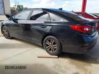 ✅ 2017 Hyundai Sonata SE • VIN: 5NPE24AF7HH493989 • Лот: 43381172. Опубликован ранее на IAAI с пробегом 157 480 миль. Бесплатный доступ к архиву аукционных продаж из США и подробный отчёт об истории автомобиля на DreamBid. Изображение 3.