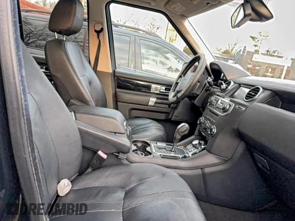 ✅ 2012 Land Rover LR4 HSE • VIN: SALAG2D49CA623150 • Lot: 97019315. Wystawiony na Copart z przebiegiem Nie podano. Bezpłatny archiwum sprzedaży aukcyjnych z USA i szczegółowy raport historii pojazdu na DreamBid. Zdjęcie 5.