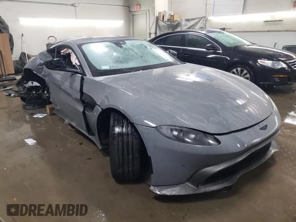 ✅ 2019 Aston Martin Vantage • VIN: SCFSMGAW7KGN02038 • Lot: 86830384. Listed on Copart with Not provided. Free auction sales archive from the USA and detailed vehicle history report at DreamBid. Image 4.