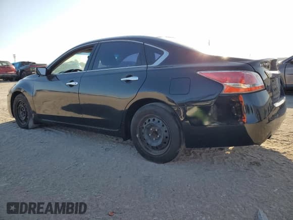 ✅ 2015 Nissan Altima 2.5 • VIN: 1N4AL3AP3FN380543 • Lot: 58447745. Listed on Copart with 87,906 mi. Free auction sales archive from the USA and detailed vehicle history report at DreamBid. Image 2.