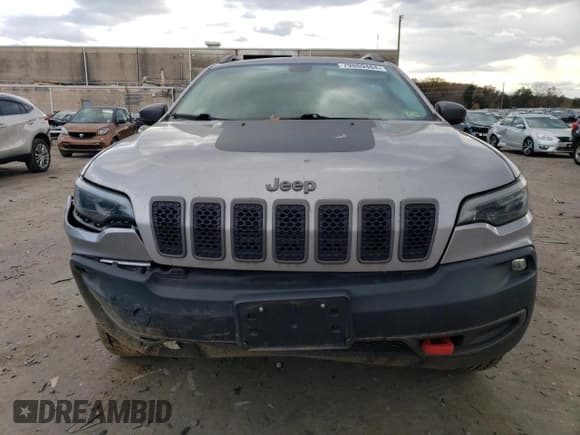 ✅ 2020 Jeep Cherokee Trailhawk Elite • VIN: 1C4PJMBX0LD515316 • Lot: 79869484. Listed on Copart with 89,624 mi. Free auction sales archive from the USA and detailed vehicle history report at DreamBid. Image 5.