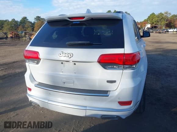 ✅ 2015 Jeep Grand Cherokee Summit • VIN: 1C4RJFJT2FC854365 • Лот: 43515135. Опубликован ранее на IAAI с пробегом 116 336 миль. Бесплатный доступ к архиву аукционных продаж из США и подробный отчёт об истории автомобиля на DreamBid. Изображение 17.