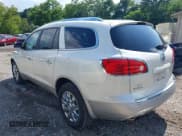 ✅ 2011 Buick Enclave CXL-2 • VIN: 5GAKVCED6BJ236335 • Lot: 42675385. Wystawiony na IAAI z przebiegiem 134 195 mil. Bezpłatny archiwum sprzedaży aukcyjnych z USA i szczegółowy raport historii pojazdu na DreamBid. Zdjęcie 3.