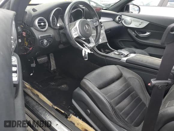 ✅ 2019 Mercedes-Benz C 300 • VIN: WDDWK8DB0KF854295 • Лот: 54553925. Опубликован ранее на Copart с пробегом Не указан. Бесплатный доступ к архиву аукционных продаж из США и подробный отчёт об истории автомобиля на DreamBid. Изображение 8.