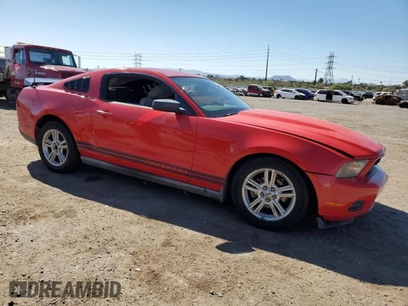 ✅ 2010 Ford Mustang V6 • VIN: 1ZVBP8AN0A5125031 • Lot: 90593235. Listed on Copart with 200,073 mi. Free auction sales archive from the USA and detailed vehicle history report at DreamBid. Image 4.