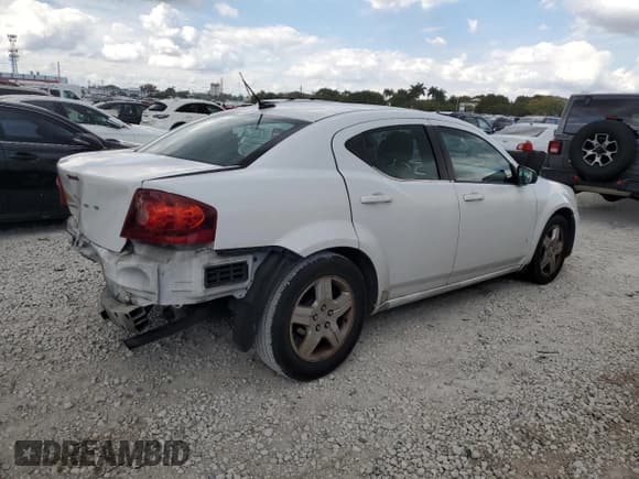 ✅ 2012 Dodge Avenger SE • VIN: 1C3CDZAB5CN165432 • Lot: 46808845. Wystawiony na Copart z przebiegiem 215 076 mil. Bezpłatny archiwum sprzedaży aukcyjnych z USA i szczegółowy raport historii pojazdu na DreamBid. Zdjęcie 3.